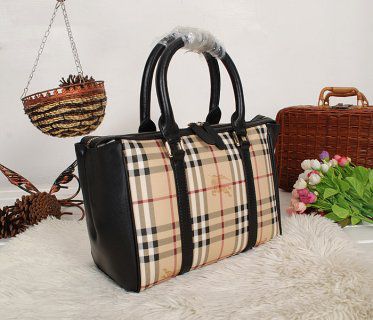 Nuovo Arriva Burberry Borse BB1120125