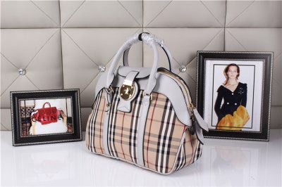 Nuovo Arriva Burberry Borse BB1120028