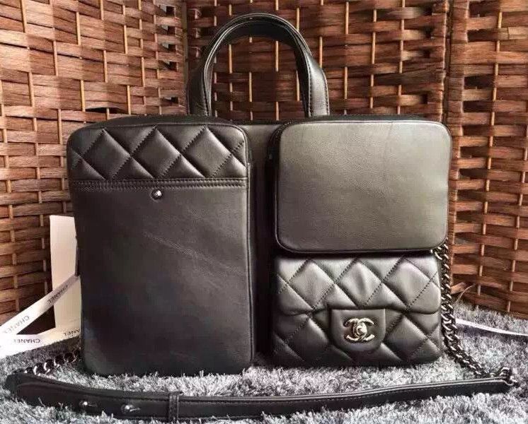 Chanel in pelle di vitello valigetta nera primavera-estate