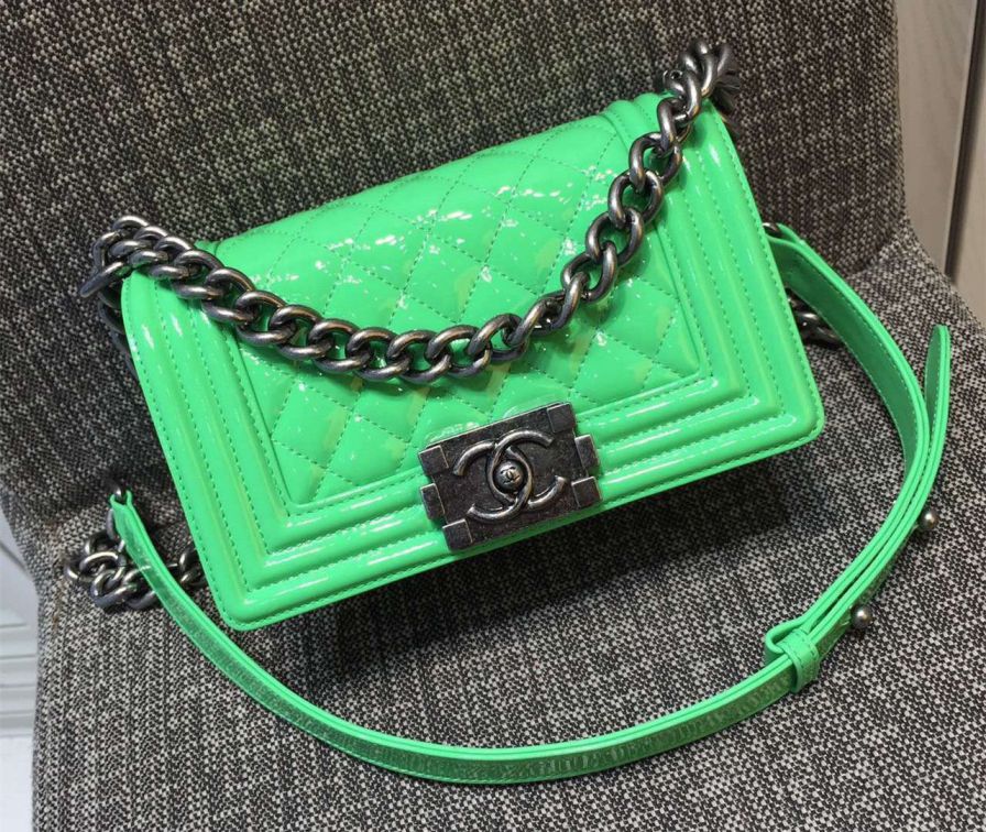 borse Chanel A67086 brevetti in pelle di vitello Piccolo Ragazzo Flap in crociera Verde