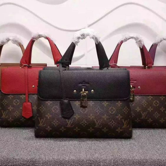 Louis Vuitton Monogram Canvas Venere Borse M47156