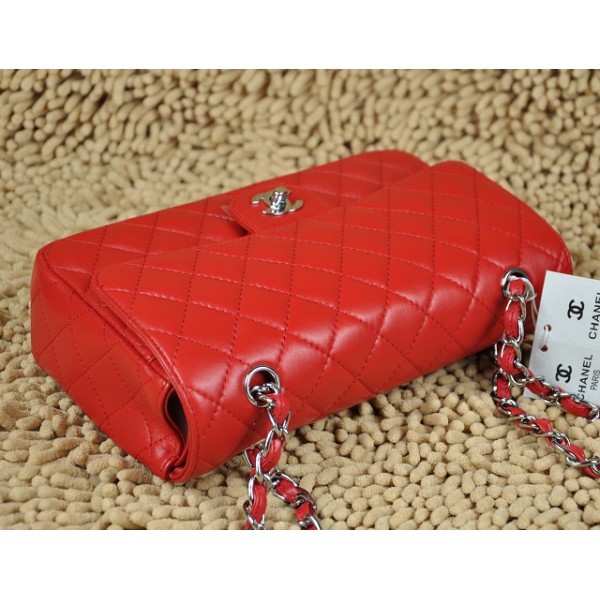 Chanel A01112 Classic Rosso Flap Bag In Pelle Di Agnello Con Har