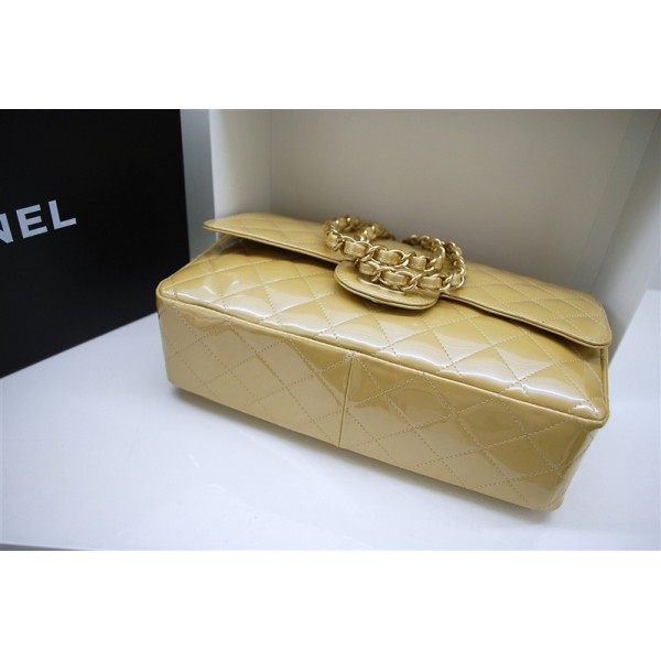 Chanel A47600 Brevetti Flap Bag In Pelle Oro Con Hw Oro Jumbo