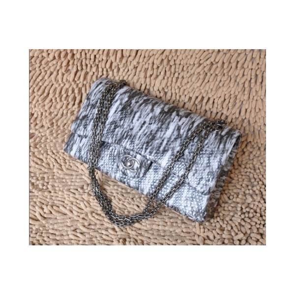 Chanel 2011 Grigio Cristallo Grano Flap Bag In Pelle Con Shw Ret