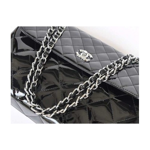 Chanel 50275 Classic Flap Bag In Vernice Con Silver Hw