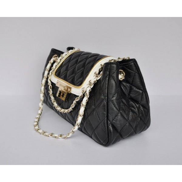 Chanel A66914 Agnello Nero Con Fisarmonica Mademoiselle