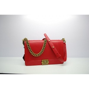 Chanel A66711 Flap Borse In Pelle Di Vitello Rosso Con Ghw Boy I