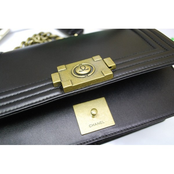 Chanel A66713 Flap Borse In Pelle Di Vitello Nero Smaltato Boy