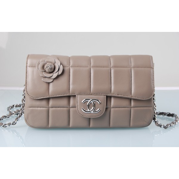 Borse Chanel Flap Camellia Agnello Con Hardware In Argento Grigi