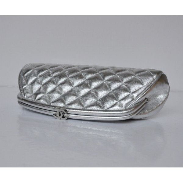 Chanel Clutch A32342 In Pelle Di Agnello Dargento