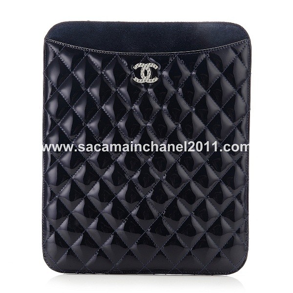 Chanel A50974 Y04823 94305 Titolare Ipad In Vernice Trapuntata