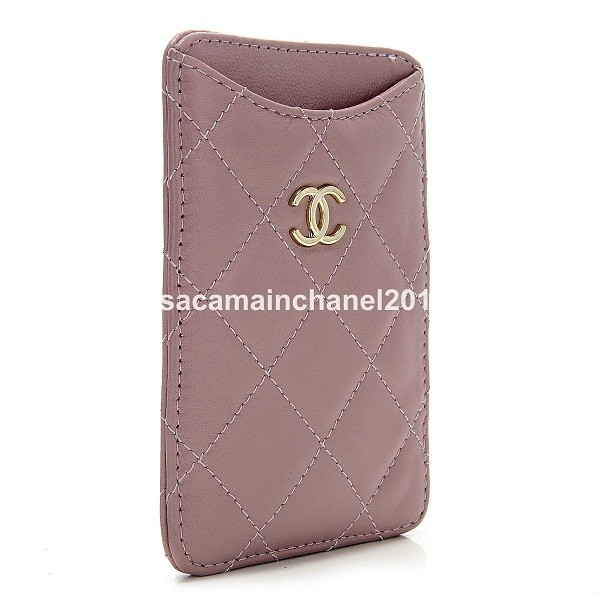 Chanel Quilted Iphone Holder A65060 Viola Rosa Agnello