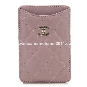 Chanel Quilted Iphone Holder A65060 Viola Rosa Agnello