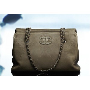 Chanel A65062 Y07247 50743 Ultra Morbida Pelle Scamosciata Borse