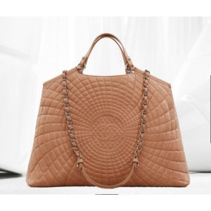 Chanel A67047 Y07563 81446 Vitello Iridescente Borsa Ricamato