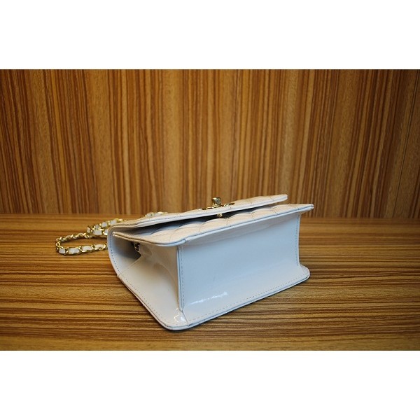 Chanel 2012 Flap Borse In Vernice Con Ghw Mini White