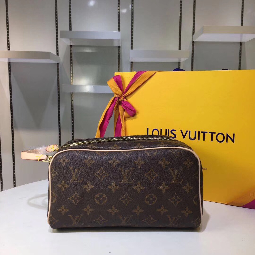 Louis Vuitton Monogram M47528