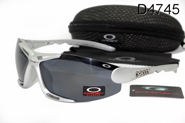 Oakley Commit Occhiali Da Sole Profondità Grigio Lente Argento Telaio