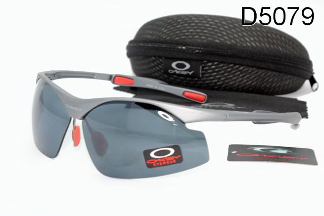 Oakley Commit Occhiali Da Sole Argento Grigio Telaio