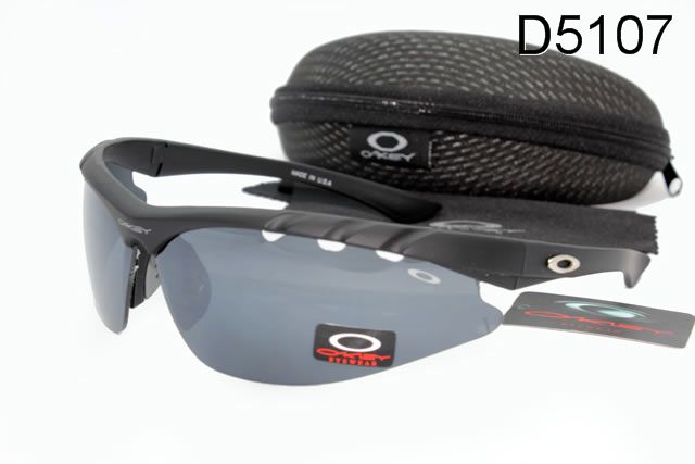 Oakley Commit Occhiali Da Sole Grigio Lente Nero Telaio