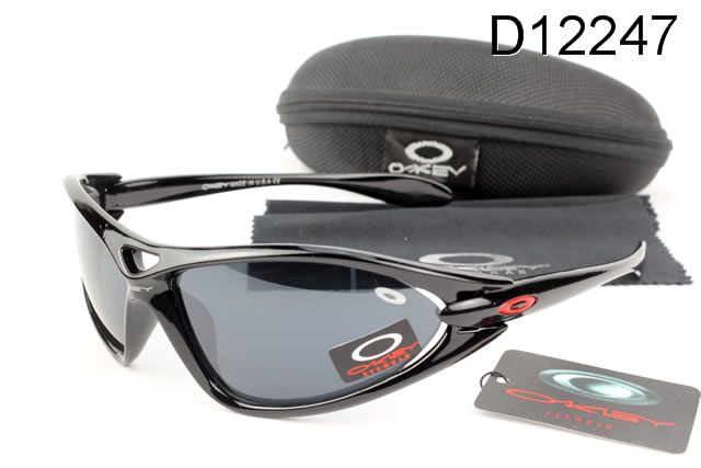 Oakley Active Occhiali Da Sole Grigio Lente Nero Telaio