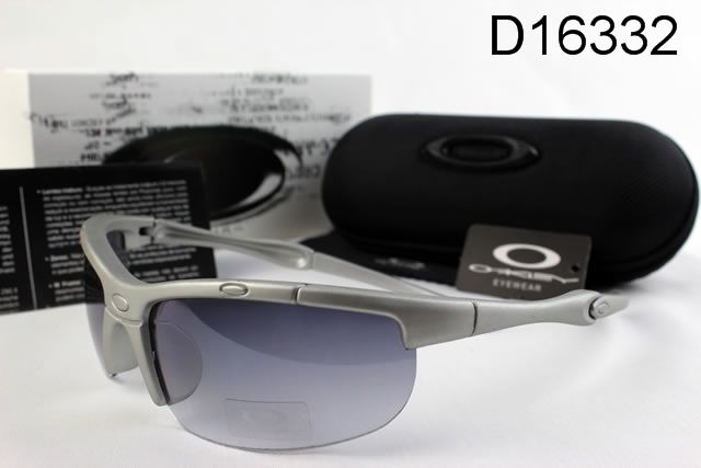 Oakley AAA Commit Occhiali Da Sole Argento Grigio