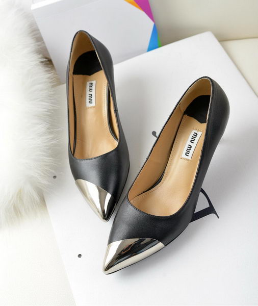 miu miu Sheepskin Leather Point-Toe Pumps MM2124 Black