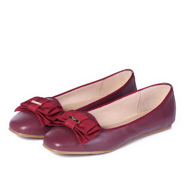 Salvatore Ferragamo Calfskin Leather Ballerina Flat FL0398 Burgundy