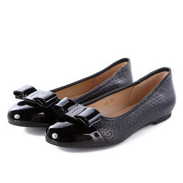 Salvatore Ferragamo Patent Leather Ballerina Flat FL0395 Black