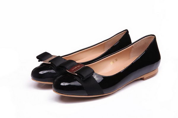 Salvatore Ferragamo Patent Leather Flat FL0474 Black