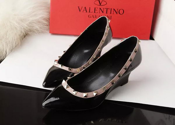 Valentino Patent Leather Rivet 65mm Pump VT280YZM Black