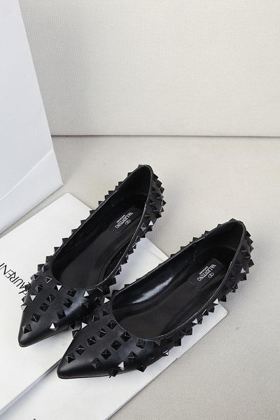 Valentino Patent Leather Rivet Flat VT289YZM Black