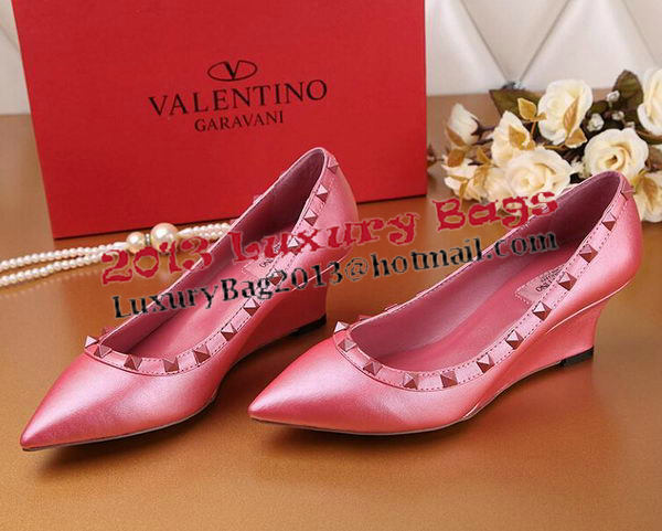 Valentino Smooth Leather Rivet Pump VT233YZM Rosy