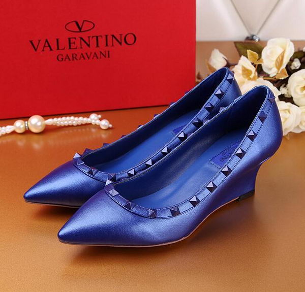 Valentino Smooth Leather Rivet Pump VT233YZM Royal