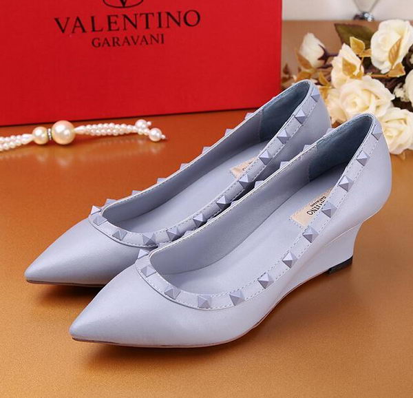 Valentino Smooth Leather Rivet Pump VT233YZM SkyBlue