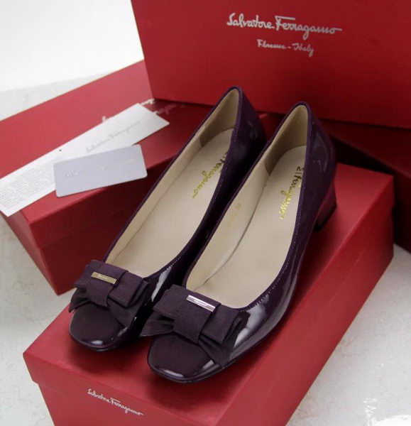 Ferragamo Patent Leather Pump FL0494 Purple