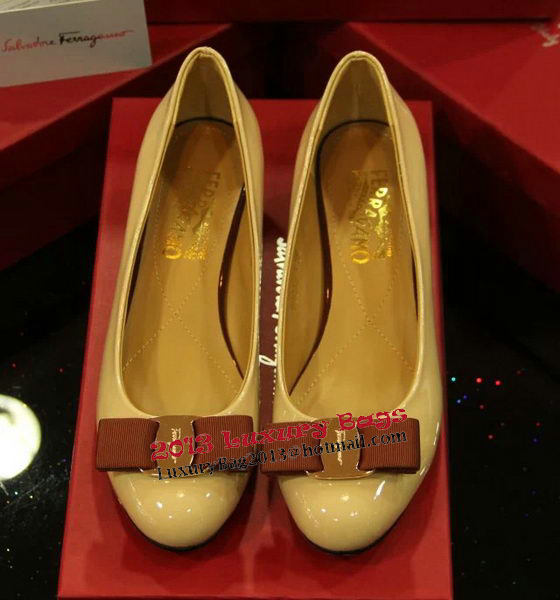 Ferragamo Patent Leather Pump FL0522 Apricot