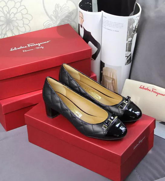 Ferragamo Sheepskin Leather Pump FL0527 Black