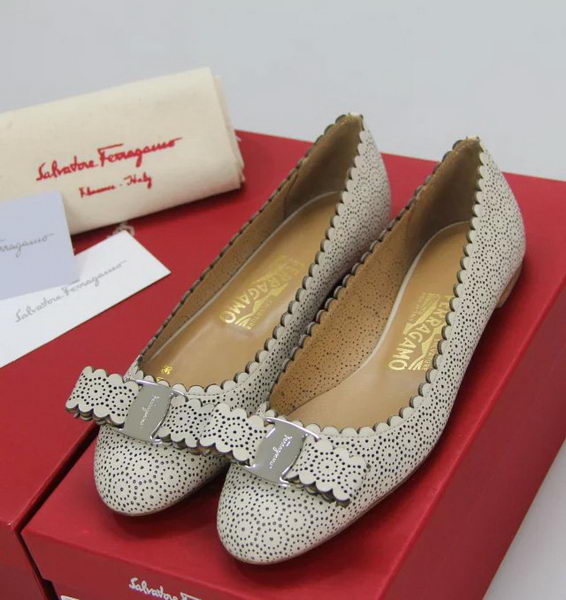 Salvatore Ferragamo Ballerina Flat FL0633 Grey