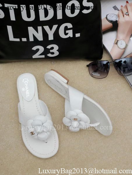 Chanel Thong Sandal Leather CH1684 White