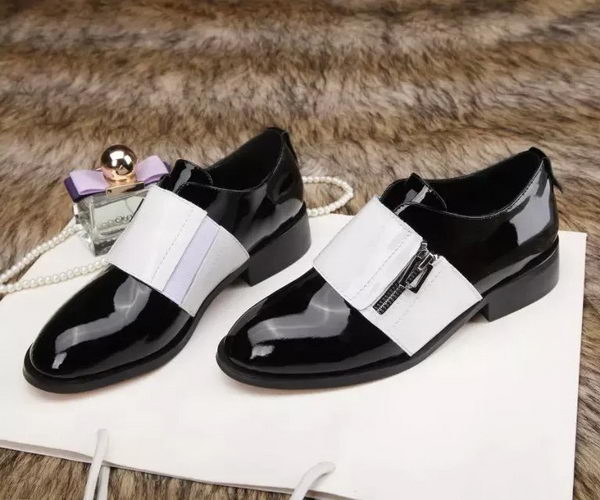 Roger Vivier Casual Shoes Patent Leather RV327 Black&White