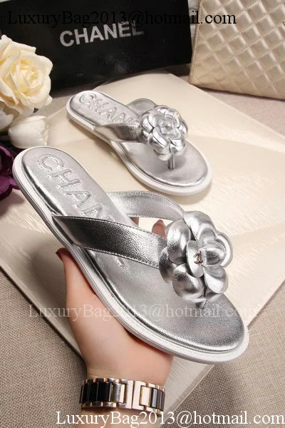 Chanel Thong Sandal CH1780 Silver