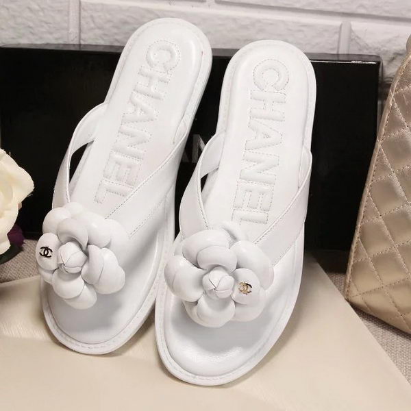 Chanel Thong Sandal CH1780 White