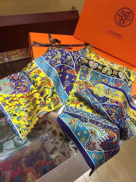 HERMES Scarf HO17071709