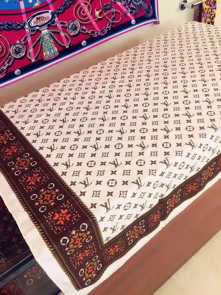 Louis Vuitton Scarf LVS16071708