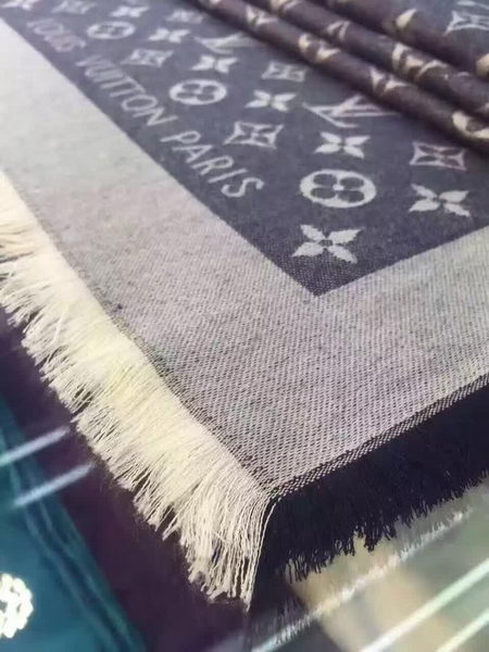 Louis Vuitton Scarf LV0098