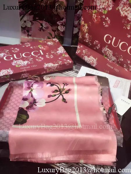 Gucci Scarf GG8318