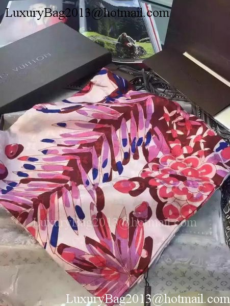 Louis Vuitton Scarf LV8317