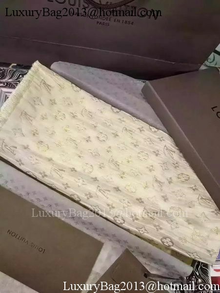 Louis Vuitton Scarf LV8321