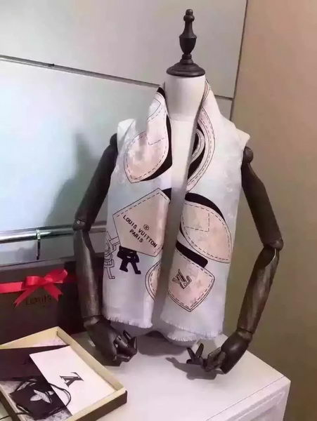 Louis Vuitton Scarf LV8331